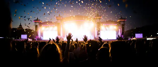 Музыкальный драйв на ВДНХ: чего ждать от масштабного VK Fest в середине июля